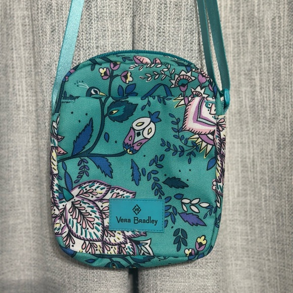 VERA BRADLEY  
  Lighten Up Rfid Petite Cellphone Crossbody - Picture 3 of 3